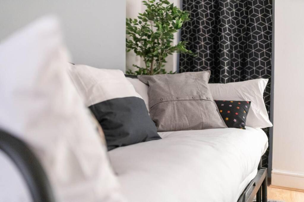 The Gatsby - Beautiful Spacious Central House Κάρντιφ Εξωτερικό φωτογραφία