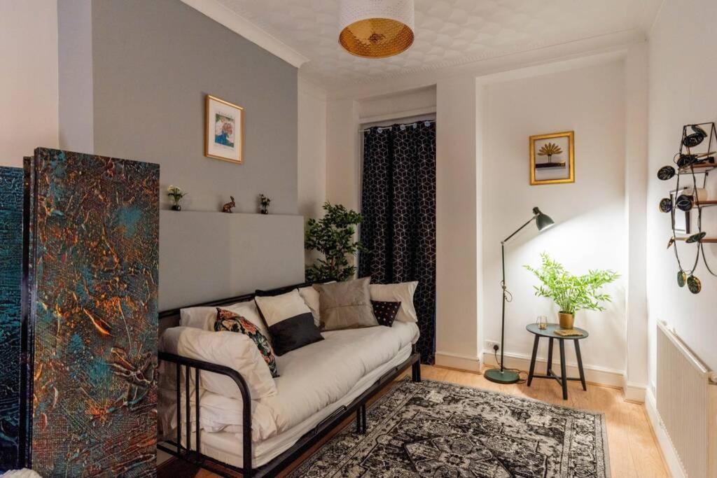 The Gatsby - Beautiful Spacious Central House Κάρντιφ Εξωτερικό φωτογραφία