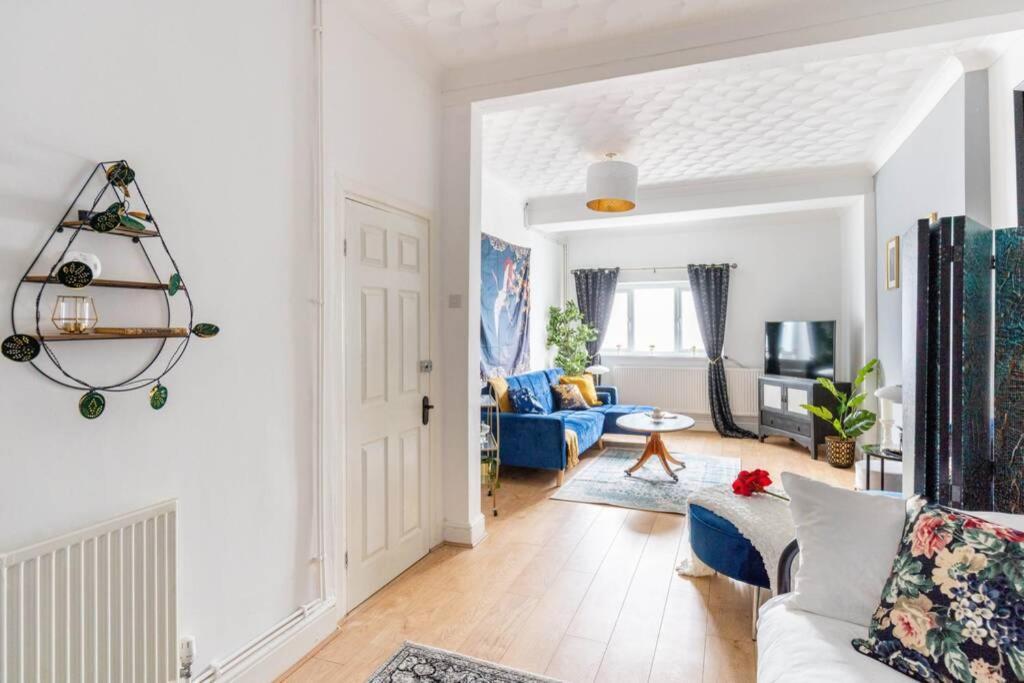 The Gatsby - Beautiful Spacious Central House Κάρντιφ Εξωτερικό φωτογραφία