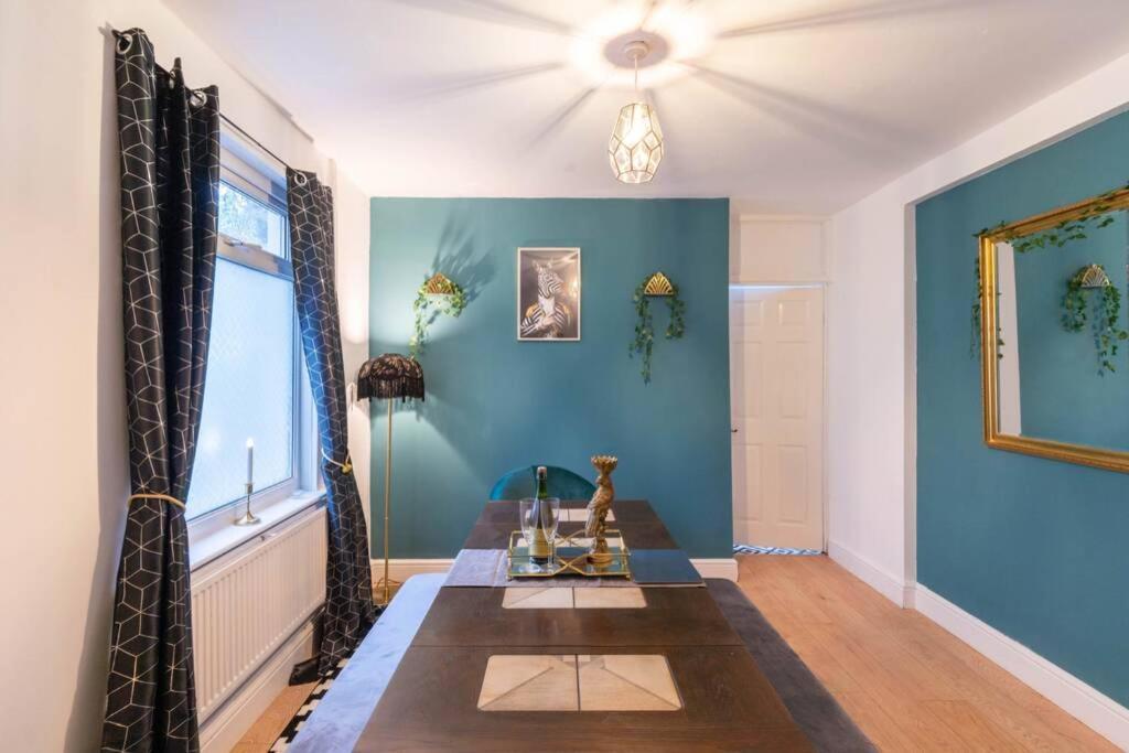 The Gatsby - Beautiful Spacious Central House Κάρντιφ Εξωτερικό φωτογραφία